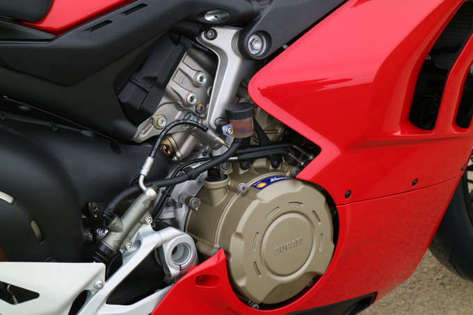 「Ducati Panigale V4S（パニガーレ V4S）試乗記」誰もが楽しめる214馬力にリボーンの画像