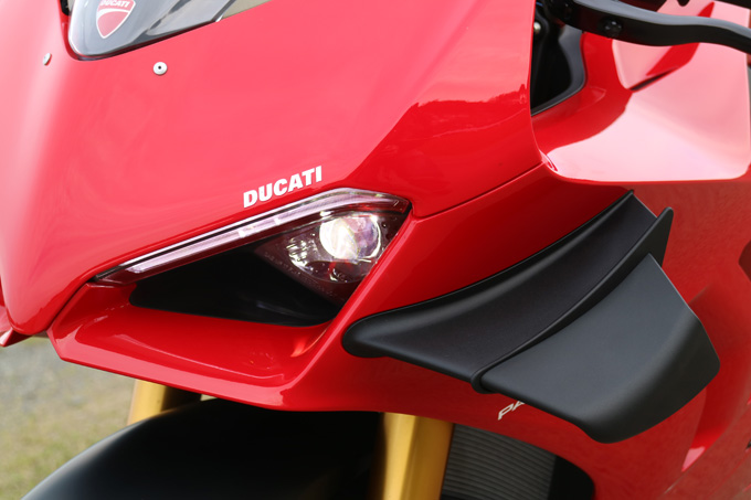 「Ducati Panigale V4S（パニガーレ V4S）試乗記」誰もが楽しめる214馬力にリボーンの画像