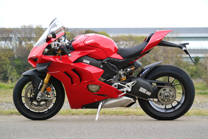 「Ducati Panigale V4S（パニガーレ V4S）試乗記」誰もが楽しめる214馬力にリボーンの画像