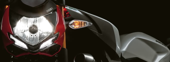 DUCATI2009年式モデルカタログ