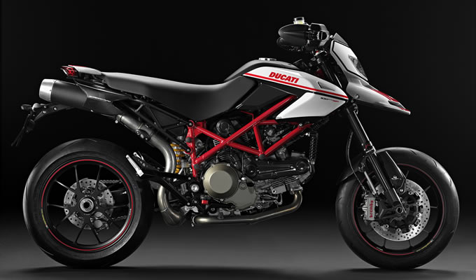 ハイパーモタードシリーズ 2011年式モデルカタログ