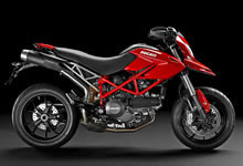 ハイパーモタード796の画像