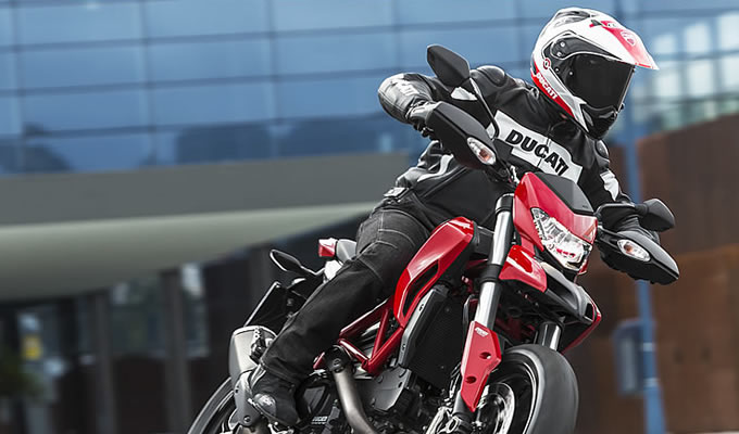 ハイパーモタードシリーズ 2013年式モデルカタログ