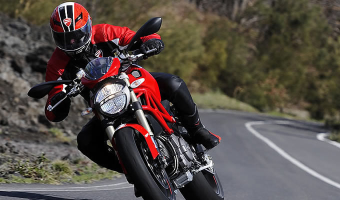 モンスターシリーズ 2013年式モデルカタログ