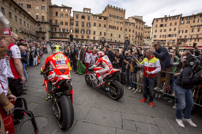 2015 MotoGPの画像