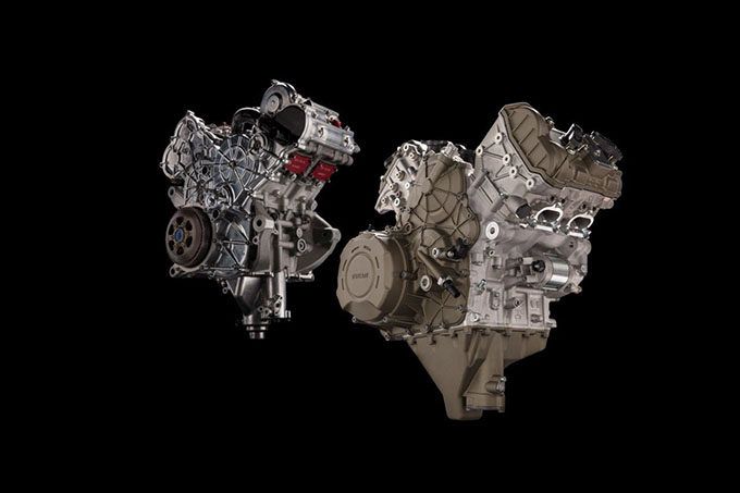 【速報】　ドゥカティの新しいV4エンジン「デスモセディチ・ストラダーレ」発表の画像