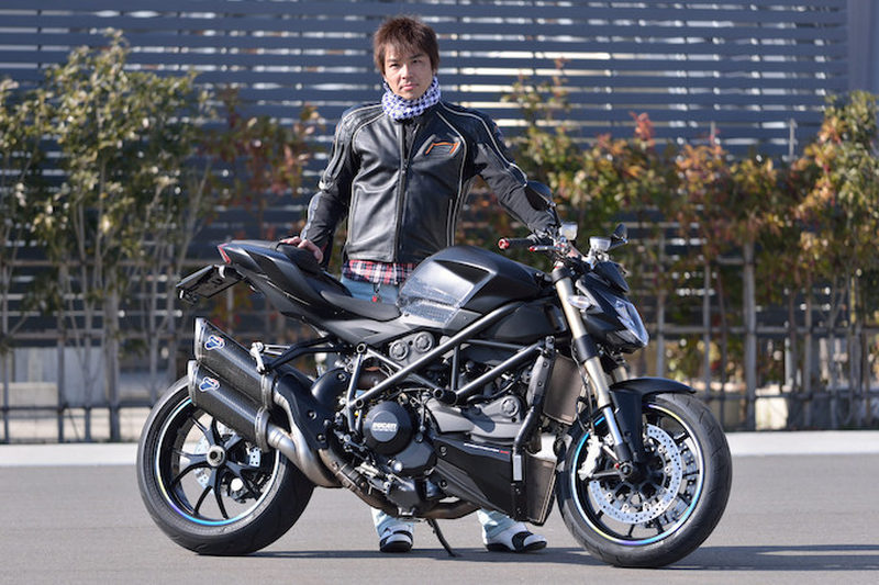 ストリートファイター848（2013） よしふみさん DUCATIオーナーズ