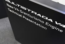 3月の発売が迫ったドゥカティの新型ムルティストラーダV4に搭載されるV4グランツーリスモ・エンジンのメディアテクニカルワークショップの画像