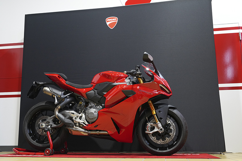 DUCATI ニューパニガーレV2プレス発表会】”軽さ”は正義！！ パニガーレ