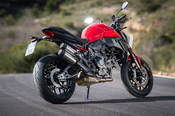 【ドゥカティ 新型モンスター 海外試乗記】伝統を受け継ぎつつ“最も乗りやすいドゥカティ”へと深化 06画像