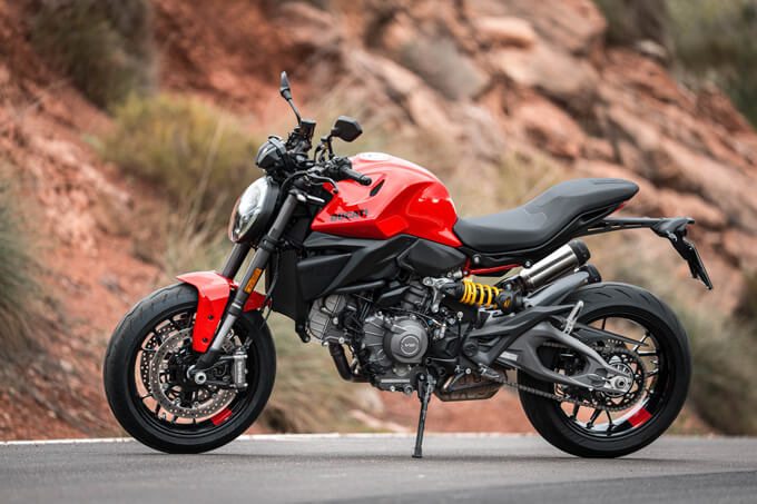 【ドゥカティ 新型モンスター 海外試乗記】伝統を受け継ぎつつ“最も乗りやすいドゥカティ”へと深化 07画像