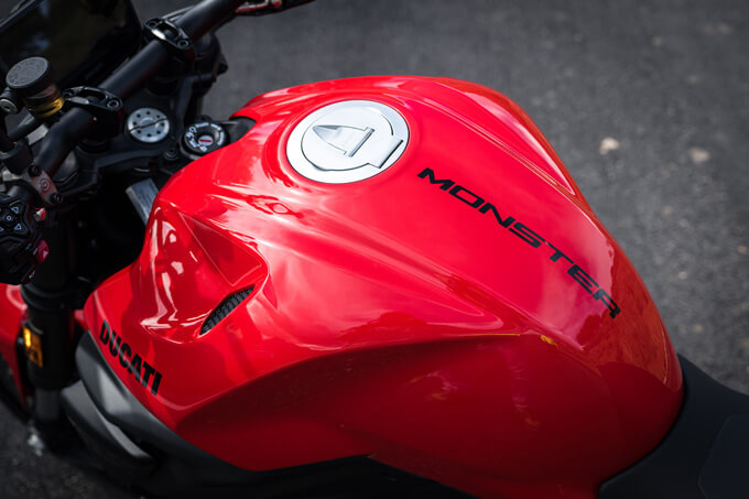 【ドゥカティ 新型モンスター 海外試乗記】伝統を受け継ぎつつ“最も乗りやすいドゥカティ”へと深化 12画像