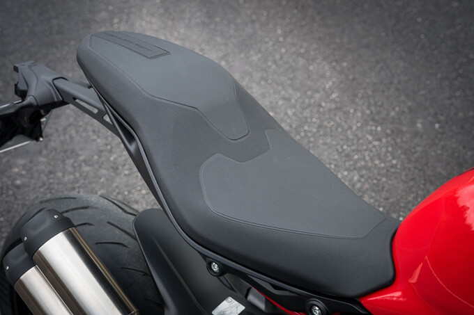 【ドゥカティ 新型モンスター 海外試乗記】伝統を受け継ぎつつ“最も乗りやすいドゥカティ”へと深化 13画像