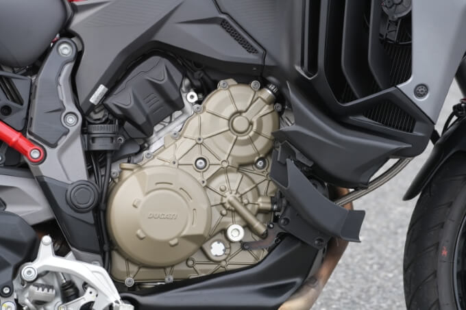 【ドゥカティ ムルティストラーダ V4 S 試乗記】これぞ、天の上を感じさせる極上のフィーリング！！ 12画像