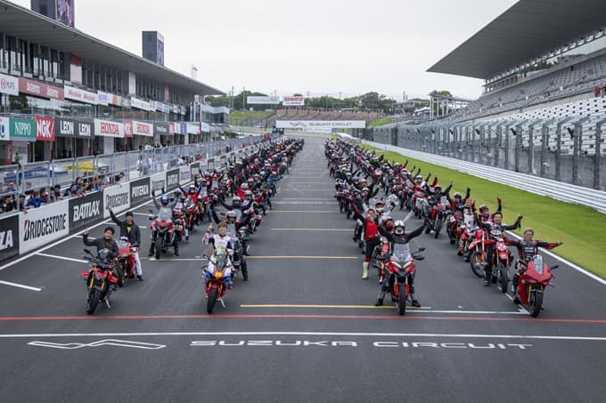 “鈴鹿サーキットでドゥカティ愛が大爆発！【DUCATI DAY 2026　レポート】　メイン画像